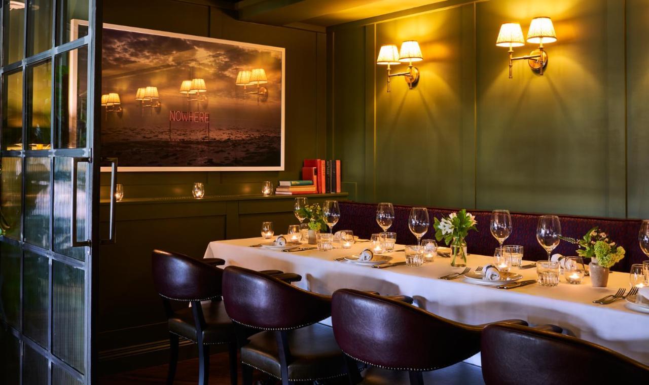 Отель The Mitre, Hampton Court Кингстон на Темзе Экстерьер фото The private dining room at the restaurant